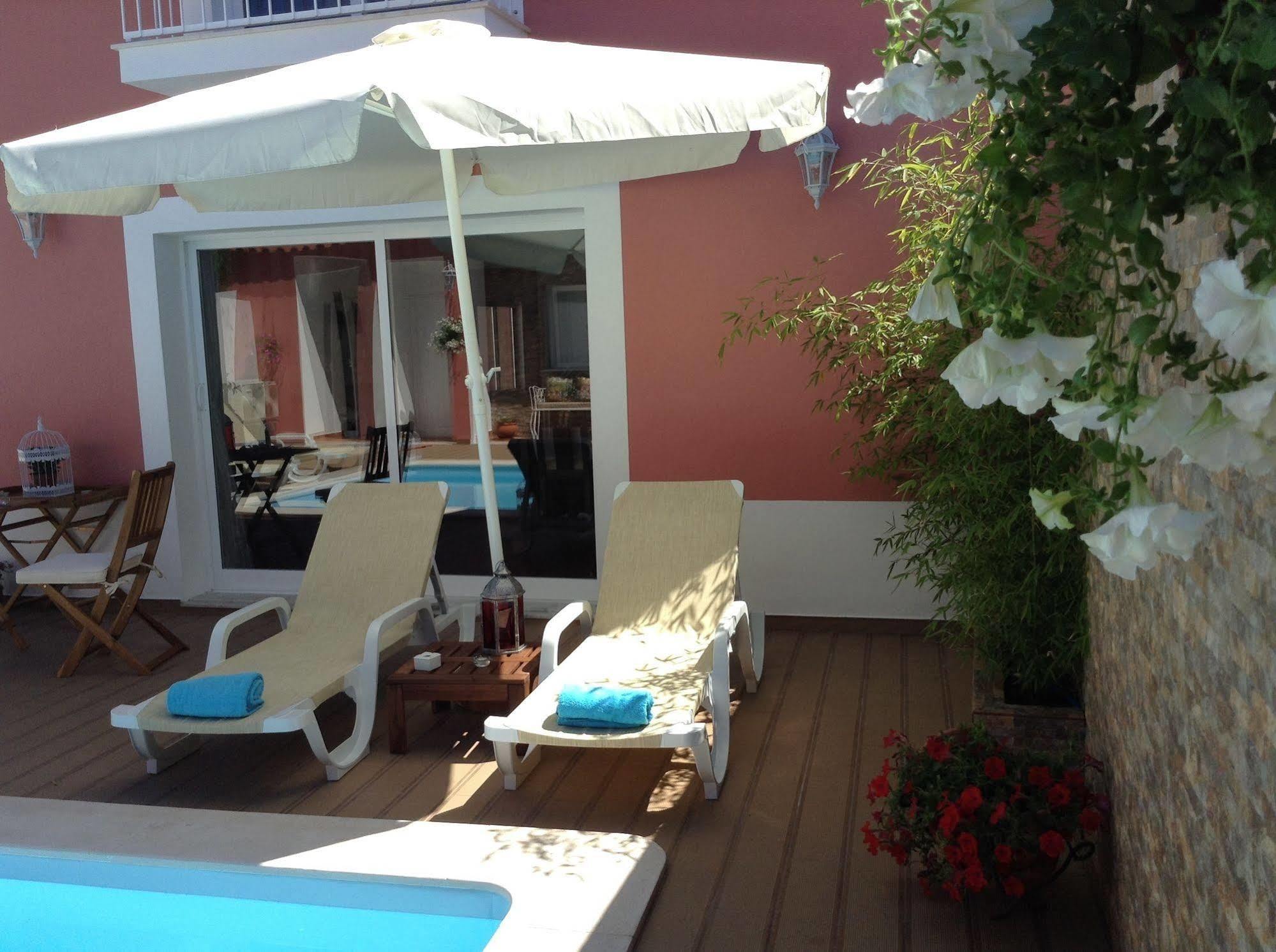 Indismart Hotel Колката Екстериор снимка